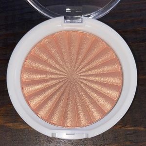 Ofra X Talia Mar 🛍